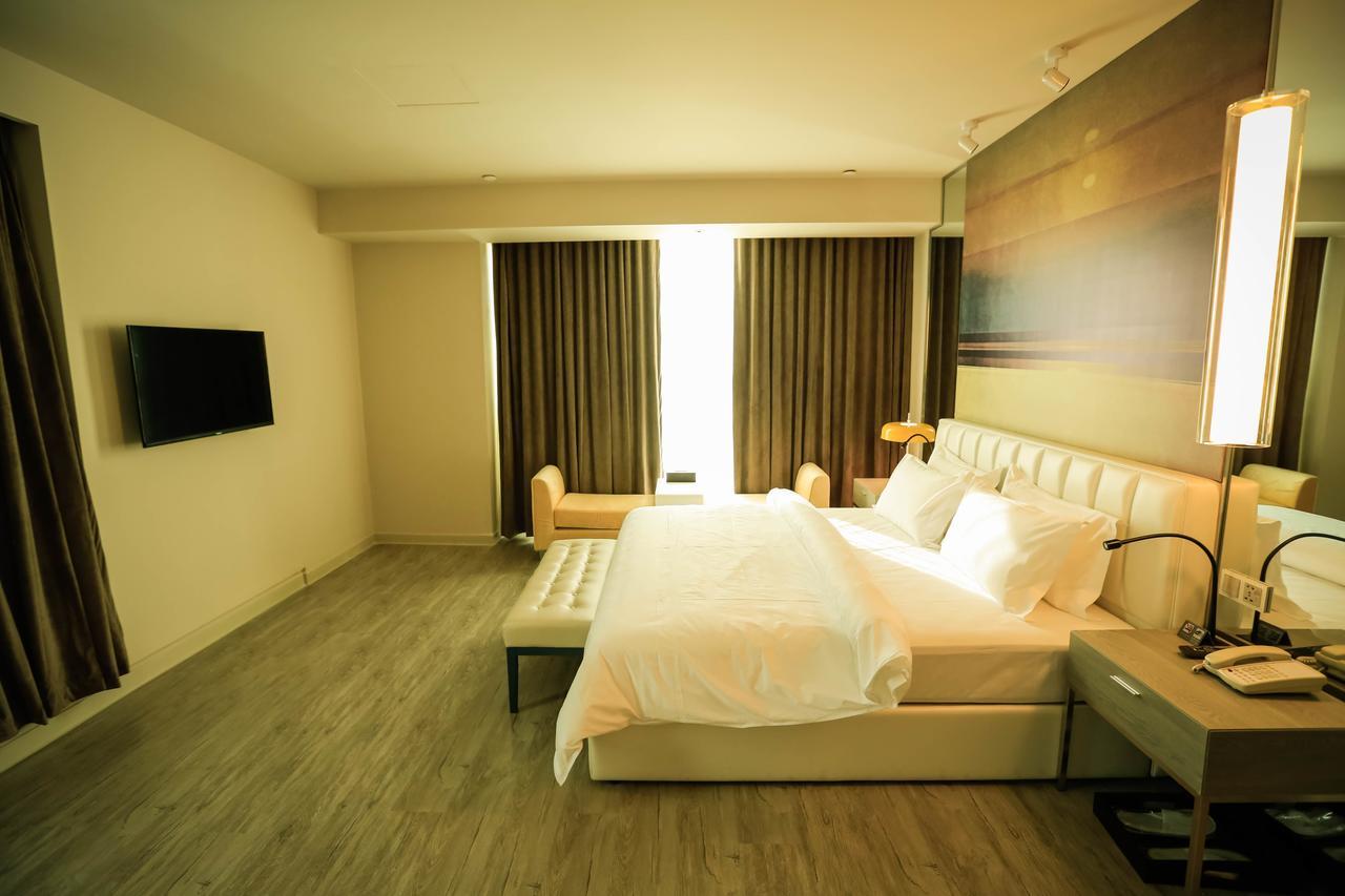 Metropolo Jin Jiang Hotels Turpan Administrative The Heart Of Pai المظهر الخارجي الصورة