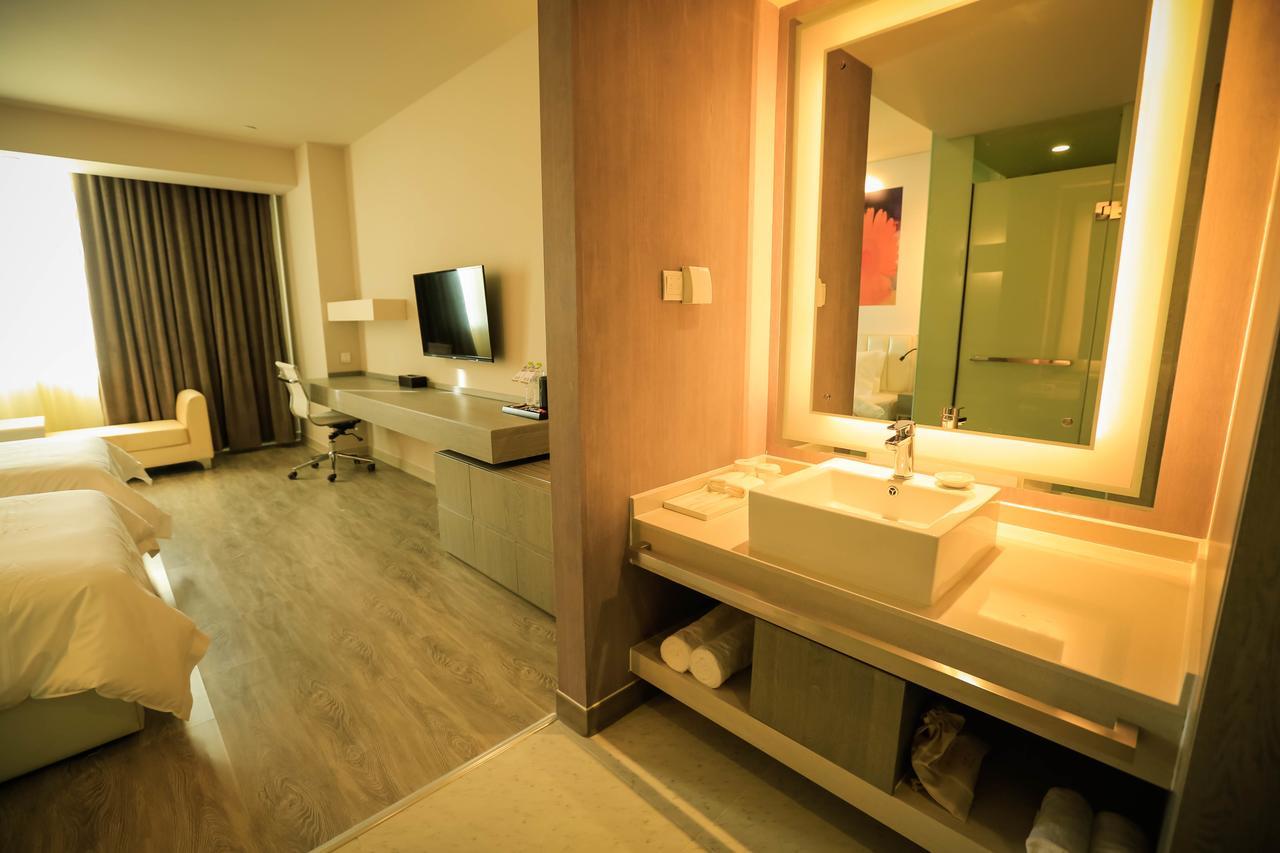 Metropolo Jin Jiang Hotels Turpan Administrative The Heart Of Pai المظهر الخارجي الصورة